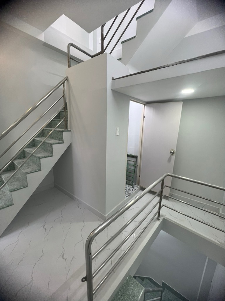 Bán nhà hẻm Hà Tôn Quyền, Phường 4 Quận 11 - 17m2 - Chỉ nhỉnh 3 Tỷ